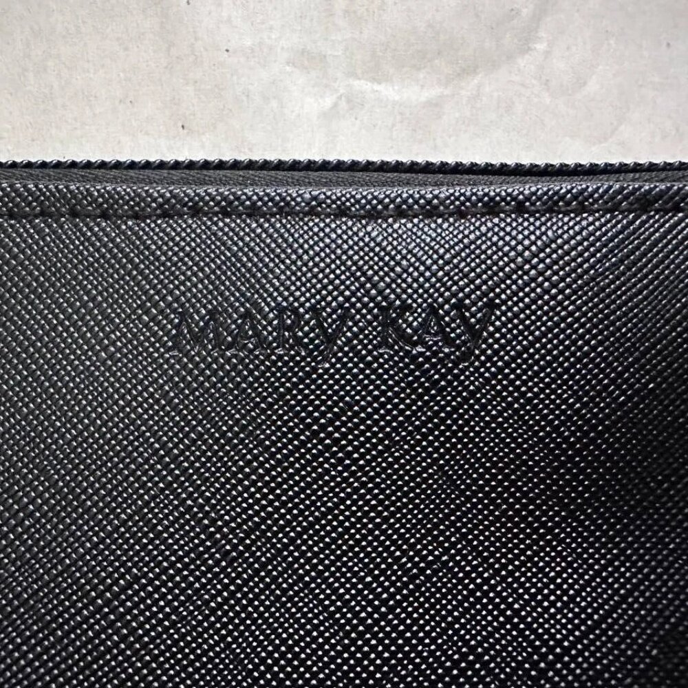 NEW Mary Kay Black Brush Organizer Bag Zip Around Cosmetic Travel Case Protector